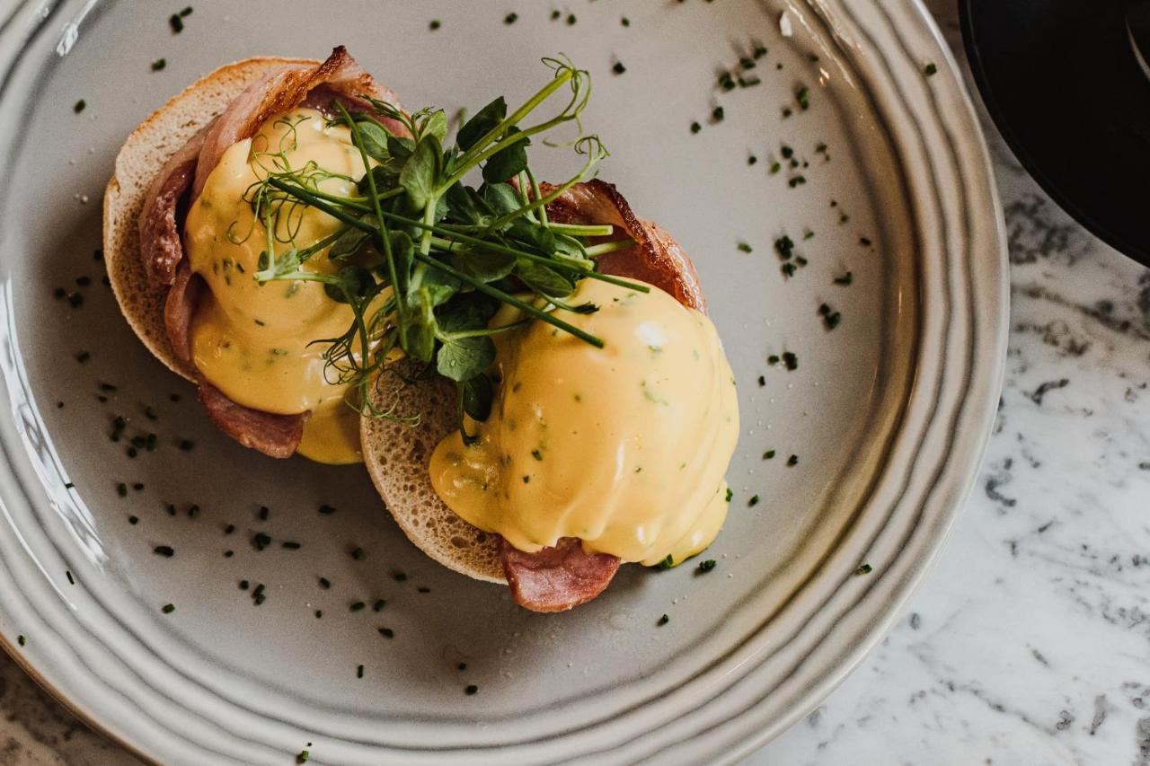 Leighton House - Boutique Guesthouse Bath Exterior photo Eggs Benedict