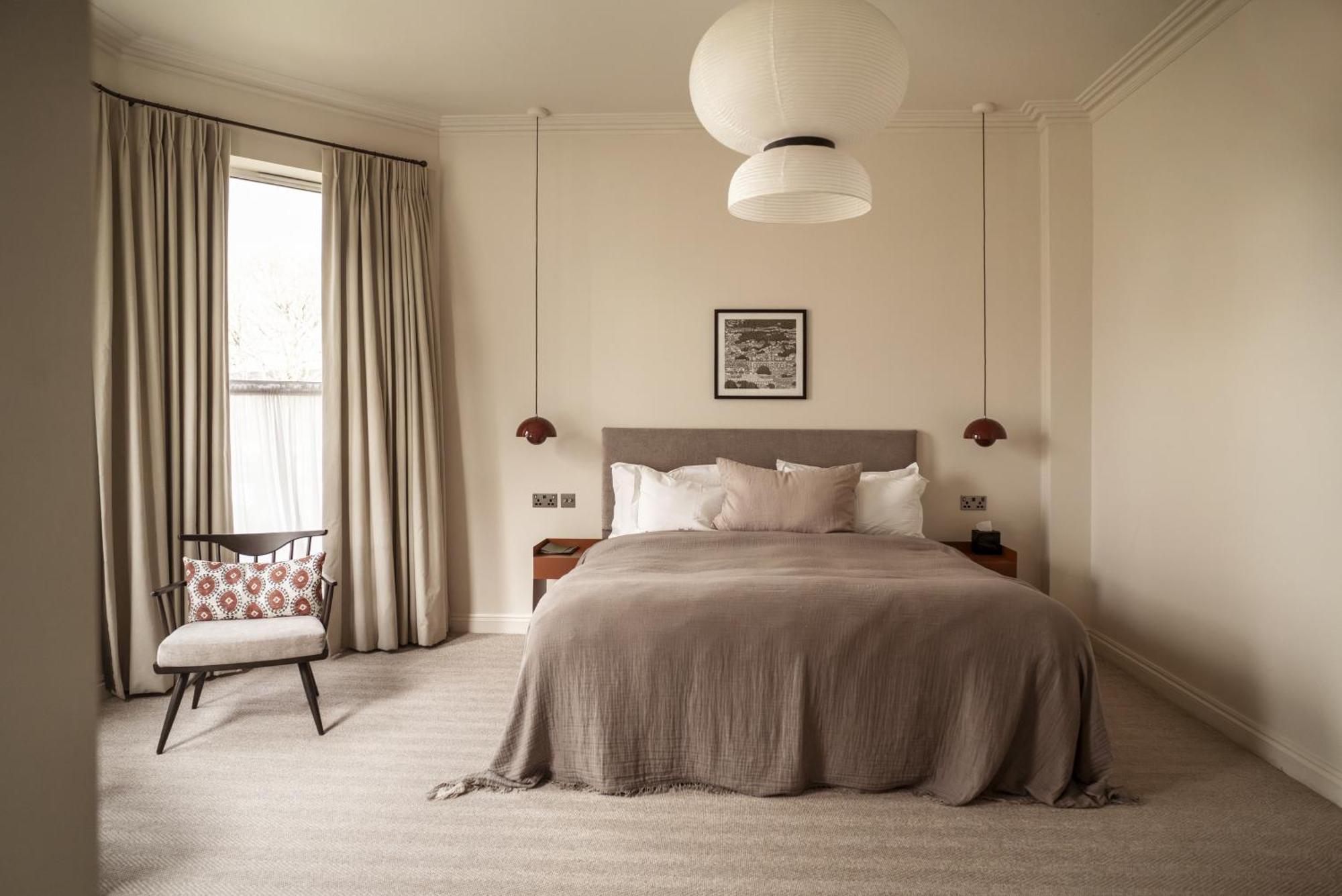 Leighton House - Boutique Guesthouse Bath Exterior photo A bedroom at the hotel